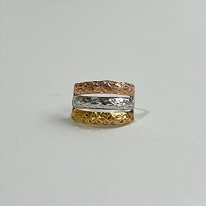 Anel Semi Oco 3 Cores Ouro 18K e 10K Acabamento Trabalhado
