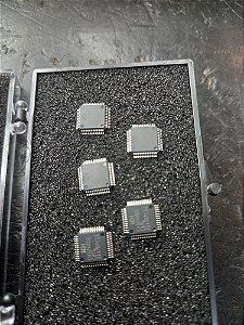 CI CH32V203 C8T6 WCH