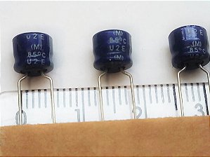 Capacitor Eletrolítico 33UF/16V 6,3X5mm 85°C P:5.00MM FITADO SAMWHA