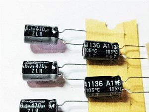 Capacitor Eletrolítico 470UF/6,3V 6,3X11MM 105ºC FITADO RUBYCON