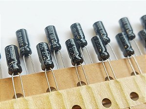 Capacitor Eletrolítico 47UF/25V 20% 5X11MM 85°C P:2,54MM FITADO GR1E4700511MB CHANG KIT C/100