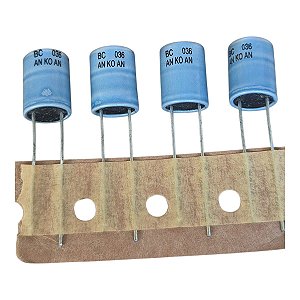 Kit com 100 Capacitor Eletrolitico Low Esr 10uf/63v 5x11mm 85°c P:5mm 3000hrs Mal203690189e3