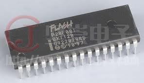 Circuito Integrado P28F001BXT-120 (DIP-32)    FLASH