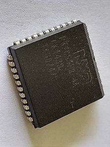 Circuito Integrado P87C51FB-4A PLCC-44 8-BIT 16KB NXP