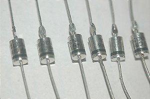 Diodo ZENER 1N3040B DO-41-2 68V