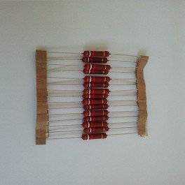 Resistor 1/2W 24K   MINI   5%   ROYAL   PACOTE COM 100PÇS R$ 0,06 CADA