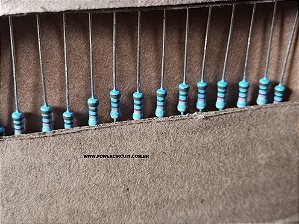 Resistor de Precisão 3K32 1% 0,6W MBB02070C3321FRP00   5000peças