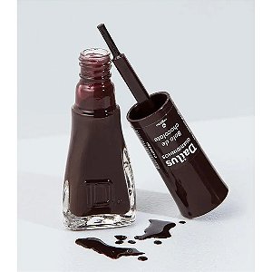 ESMALTE DAILUS  CR EM BOLO DE CHOCOLATE
