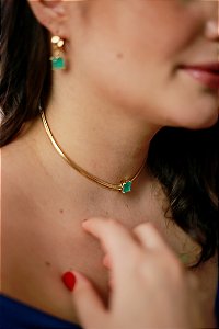 Choker Rabo de Rato com Ponto Verde Banhada a Oiro 18k