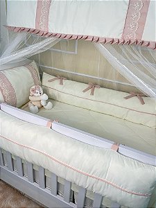 KIT BERÇO AMERICANO LUXO - MACAQUINHA LILI - 07 PEÇAS