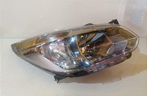 Farol Dianteiro Direito Chevrolet Spin 2013 a 2018