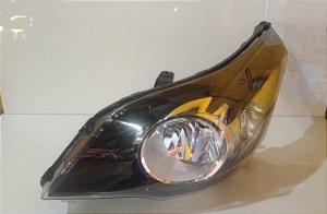 Farol Dianteiro Esquerdo Chevrolet Montana 2011 a 2019