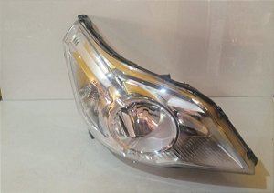 Farol Dianteiro L.D Chevrolet Montana 2011 a 2016 C/Detalhe
