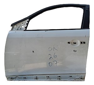 Porta Dianteira Esquerda Renault Fluence 2010 A 2014 Detalhe Dianteira Esquerdo Branco