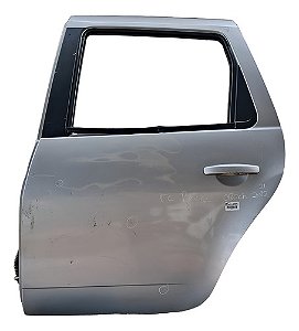 Porta Traseira Esquerda Renault Oroch 2012 2017 A 21 Datalhe Traseira Esquerdo Prata