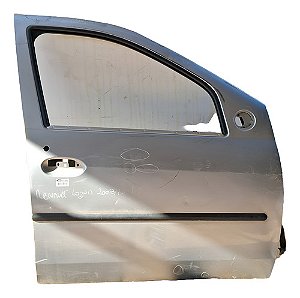 Porta Dianteira Direita Renault Logan 2008 2009/13 Detalhe Dianteira Direita Prata