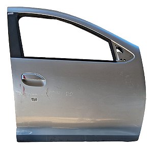 Porta Dianteira Direita Renault Logan/sandero 2013 2014/2021 Direito Prateado