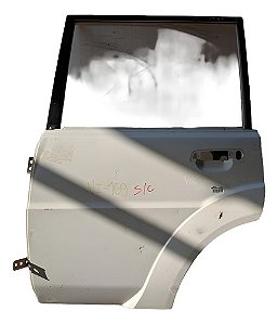 Porta Traseira Esquerda Pajero Tr4 2010 A 2015  Detalhe Esquerdo Branco