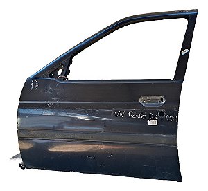 Porta Dianteira Esquerda Vw Pointer 1994 A 1997 Detalhe Esquerdo Preto