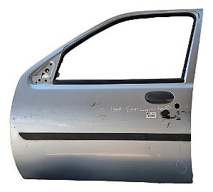 Porta Dianteira Esquerda Ford Curie Fiesta 1998 A 08 Detalhe Esquerdo Prata