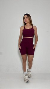 Conjunto fitness cor Vinho feminino linha Paris Premium, tecido blackout ZERO transparência