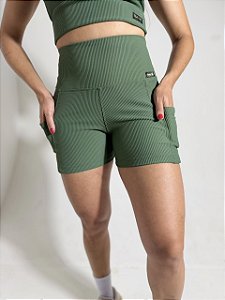 Shorts Com Bolso Feminino Cós Alto Linha Paris - Cor Verde Chive