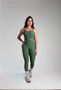 Conjunto Fitness Linha Paris Top + Legging – Verde Chive