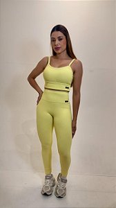 Conjunto Fitness Linha Paris Top + Legging – Amarelo Manteiga