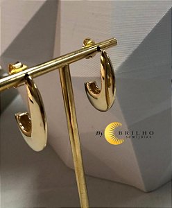 Brinco de argola metal liso com tarracha dourado (9986)