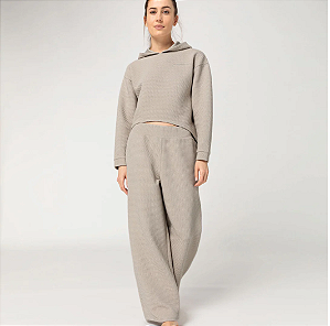 Moletom com capuz texturizado feminino Porsche (Kalahari) - Yoga Capsule