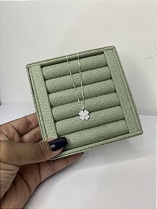 Colar Trevo Zirconias
