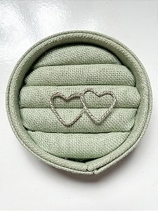 Brinco Coração Vazado Fio Torcido G