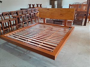 Cama de Angelim pedra 2.40x2,20