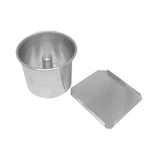 Forma para Panettone com Tampa 14x13,5CM