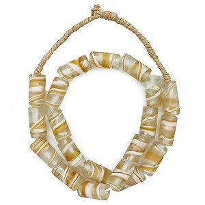 Guia Monjolo Em Firmas De Murano Candomblé Incolor/Bege M1