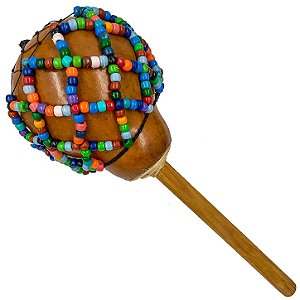 Xequerê Chocalho Maracá C/ Cabo e Missangas Plásticas Colorido