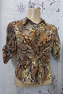 Camiseta estampa cobra