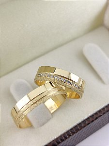 ALIANÇAS EM OURO 18K  RETA