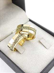 ALIANÇAS EM OURO 18K RETA