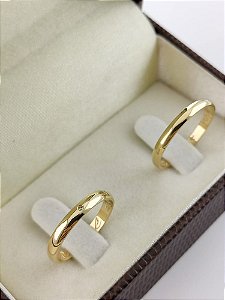 ALIANÇAS EM OURO ABAULADA  COM ZIRCONIA