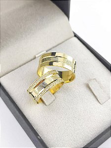 ALIANÇAS EM OURO 18K RETA COM PEDRAS