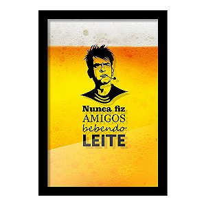 Quadro Porta Tampinha de Cerveja Leite