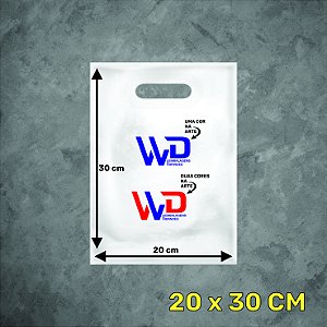 Sacola Plástica Alça Vazada - P 20 x 30 cm - SUA MARCA