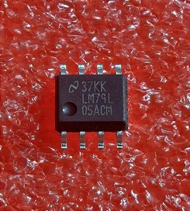 Regulador de tensão LM79L05ACM LM79L05 79L05