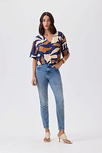 Calça Jeans Agata Cigarrete Flor de Lis F62380