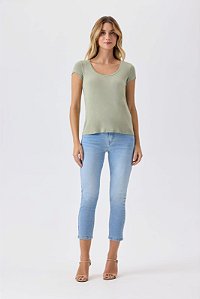 Blusa Solta Flor de Lis F67608