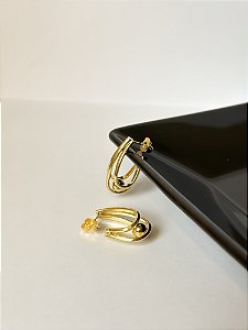 Brinco com Hastes e Esfera Lisas