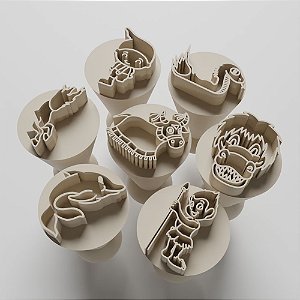 Kit com 07 Carimbos para docinhos/brigadeiro - Folclore Brasileiro