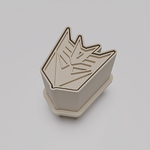 Ejetor e modelador de docinhos/brigadeiro - Transformers Decepticons