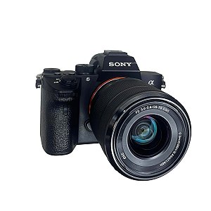 Câmera Sony A7III + Lente Sony FE 28-70mm f3.5-5.6 Seminova